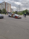 Efectele vântului puternic în judeţul Iaşi: acoperişuri smulse, copaci căzuţi, mai multe persoane fiind rănite
