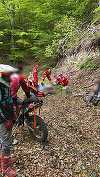 Bistriţa-Năsăud: Tânăr de 19 ani, care făcea enduro, mort după ce a căzut cu motocicleta într-o prăpastie