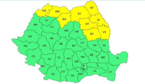 Instabilitate atmosferică şi intensificări ale vântului, până joi seară / Meteorologii anunţă rafale de vânt de până la 70 de kilometri de oră, dar şi cantităţi însemnate de ploi în interbale scurte / Cod galben în mai multre zone

