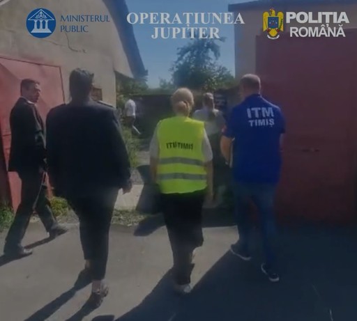 Operaţiunea JUPITER - Timiş: Bărbat cercetat după ce a aruncat ilegal deşeuri provenite din recondiţionarea şi cosmetizarea maşinilor