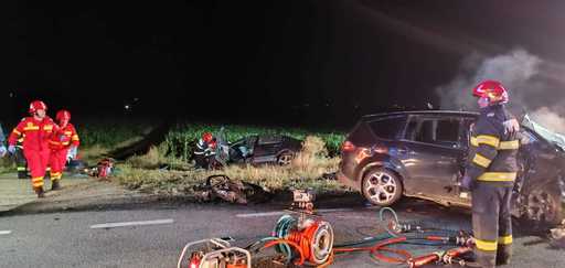 Bihor - Două persoane decedate şi un copil rănit grav, în urma unui accident în care au fost implicate două vehicule - FOTO