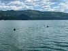 Neamţ: A treia zi de căutări, fără rezultat, în cazul unui bărbat care a căzut dintr-o barcă în lacul Izvorul Muntelui