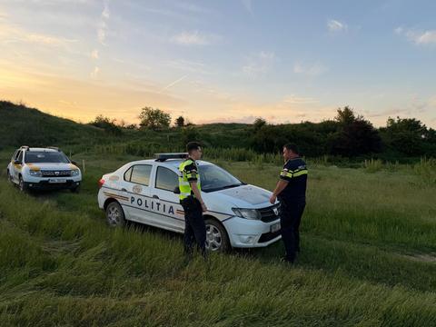 Argeş: Tânără de 19 ani, salvată de la înec
