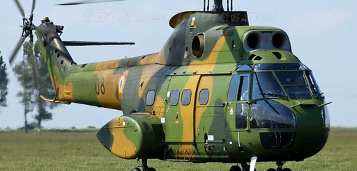 Ministerul Apărării Naţionale a pregătit un elicopter IAR-330 şi două nave militare pentru a interveni în cazul navei la bordul căreia a izbucnit un incendiu