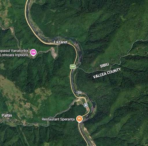 Precizările CNAIR în cazul incidentului petrecut pe DN7, în zona Lazaret, unde un bărbat a murit după ce maşina în care se afla a fost strivită de un bolovan căzut de pe versant
