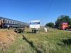 Accident feroviar lângă Timişoara / O femeie a rămas încarcerată în maşina lovită de tren şi a fost resuscitată - FOTO