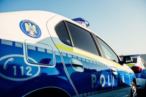 Altercaţie în Capitală – Un tânăr de 24 de ani, rănit cu o bucată de sticlă, în timp ce încerca să-şi protejeze tatăl care avea un confict cu un alt bărbat / Au intervenit mai multe echipaje de poliţie