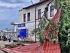 Bihor: O parte din acoperişul gării din Aleşd, smulsă de vântul puternic/ Ploaie torenţială şi furtună în mai multe localităţi, după zile de caniculă şi secetă