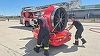 Incendiu la o hală de producţie a pieselor auto din Parcul Industrial 1 din Oradea/ Aproape 80 de angajaţi au ieşit singuri din clădire în momentul izbucnirii incendiului/ Nu s-au înregistrat victime, ci doar pagube materiale - FOTO