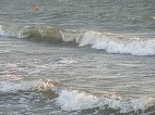 Aripă provenită de la o dronă, recuperată din Marea Neagră, din apropierea platformei Neptun Alpha
