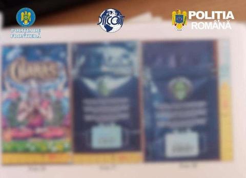Tulcea: Tânără de 19 ani, cercetată după ce a introdus droguri în ţară printr-o firmă de curierat / Ea a fost plasată în arest la domiciliu 