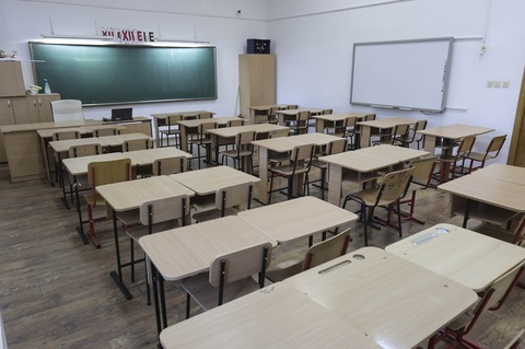 Timiş: Băiat de 11 ani, la spital, după ce a fost bătut de un coleg, la şcoală, la finalul programului