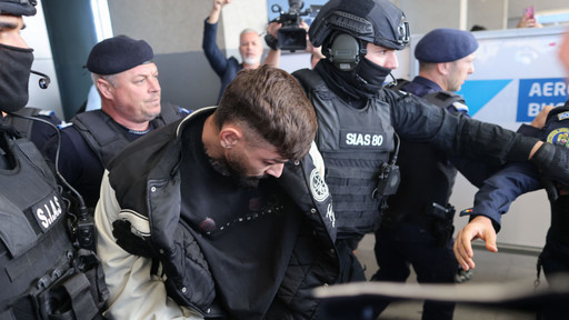 Bărbatul suspectat că şi-a ucis iubita şi i-a băgat trupul într-o valiză pe care a aruncat-o în râul Olt, audiat la Parchetul Tribunalului Vâlcea 