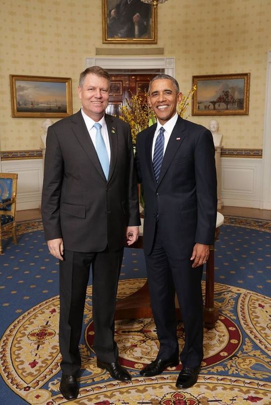 Klaus Iohannis s-a fotografiat alături de preşedintele SUA, Barack Obama, la Washington (FOTO: Facebook)