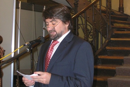 Iohannis l-a numit pe Anton Niculescu, fost Consul General la Munchen, ambasador în Slovenia