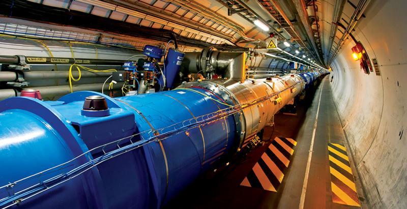 Klaus Iohannis merge luni la Geneva cu ocazia ceremoniei de aderare a României la CERN