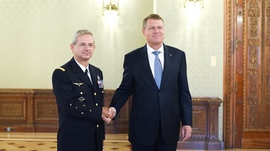 Iohannis: Este necesar ca NATO să continue eforturile pentru asigurarea securităţii şi stabilităţii la Marea Neagră
