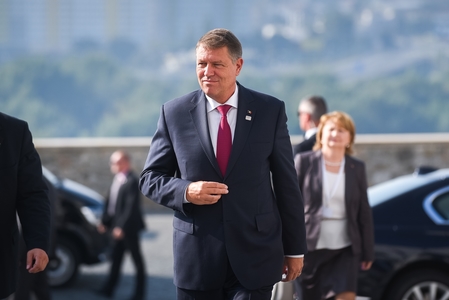 Iohannis se întâlneşte joi la Bruxelles cu premierul britanic Theresa May: Tema principală este "soarta românilor"