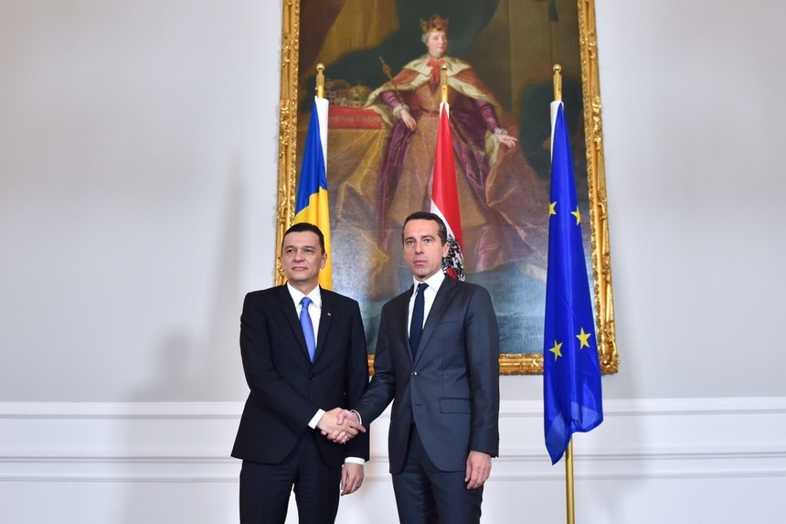 Grindeanu s-a întâlnit cu cancelarul Austriei. Temele discutate au fost investiţiile austriece şi preşedinţia Consiliului UE