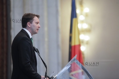 Mureşan: Oficialii europeni trebuie să discute cu un premier român care şi-a făcut un program din încălcarea regulilor UE