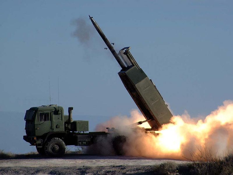 MApN: Departamentul de Stat al SUA a aprobat cererea României de achiziţionare de lansatoare de rachete HIMARS; industria naţională de apărare ar putea fi implicată în furnizarea de echipamente pentru producţie şi mentenanţă