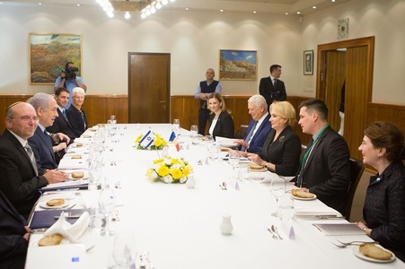 Viorica Dăncilă s-a întâlnit cu Benjamin Netanyahu. Premierul israelian a salutat adoptarea memorandumului privind ambasada României