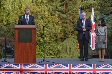 Iohannis, la recepţia cu prilejul Zilei de naştere a Reginei Elisabeta a II-a: Pentru noi, e foarte important să se asigure un tratament echitabil pentru românii din Regatul Unit după Brexit - decizie pe care o regretăm, dar o respectăm