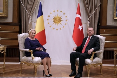 Viorica Dăncilă s-a întâlnit cu Recep Erdogan. Preşedintele turc a vorbit despre cooperarea împotriva persoanelor şi instituţiilor din România care au legături cu FETO - VIDEO