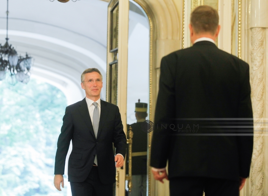 Preşedintele Iohannis se întâlneşte astăzi cu secretarul general al NATO