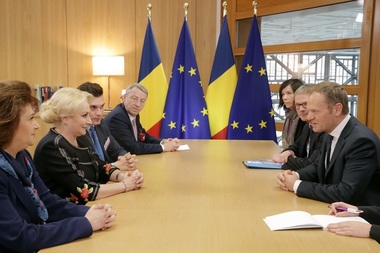 Tusk, după întâlnirea cu Dăncilă: Poate că sunt de modă veche, dar continui să cred că este responsabilitatea judecătorilor şi nu a politicienilor să decidă cine este vinovat şi cine nu