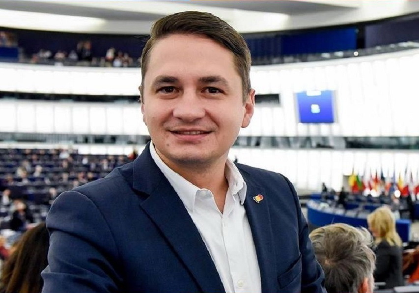 Europarlamentar PSD, despre rezultatul alegerilor din Finlanda: Fac un apel la responsabilitate către Guvernul Finlandei şi îi rog să renunţe la Preşedinţia Rotativă care ar trebui să înceapă pe 1 iulie! Îmi doresc să continuăm noi, România, încă 6 luni! 