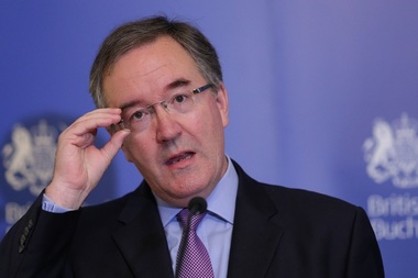 Ambasadorul britanic în România spune povestea ouălor încondeiate în Bucovina pe care le are din 1985 - VIDEO