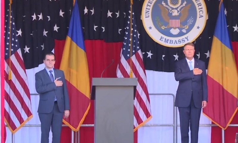 Recepţie la Ambasada SUA de Ziua Independenţei  - Zuckerman: Vă cer tuturor să credeţi în voi înşivă şi într-o Românie mai bună / Iohannis: SUA vor avea mereu în România un aliat strategic şi un prieten ferm / Declaraţie surprinzătoare a lui Orban - VIDEO