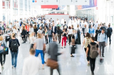 Lege care va permite grupurilor de consumatori să lanseze acţiuni colective în UE, aprobată de Parlamentul European

