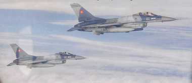 Avion militar ucrainean, interceptat în spaţiul aerian românesc şi escortat până la Baza 95 aeriană Bacău

