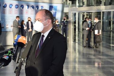 Aurescu: Pentru noi este extrem de important să accelerăm, cât de mult posibil, crearea Grupului de Luptă în România/ Trebuie să restructurăm postura pe Flancul Estic pentru a o adapta la ceea ce Rusia face în Ucraina şi în Belarus