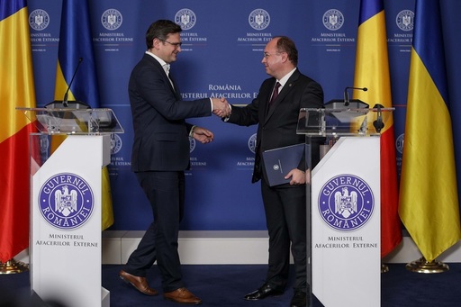 Aurescu, declaraţie de presă comună cu Kuleba: Ucraina trebuie să câştige acest război şi sunt convins că va câştiga / Kuleba: Voi ne daţi ceea ce avem nevoie, iar noi îl ţinem pe Putin în Ucraina şi îl învingem acolo  - VIDEO, FOTO