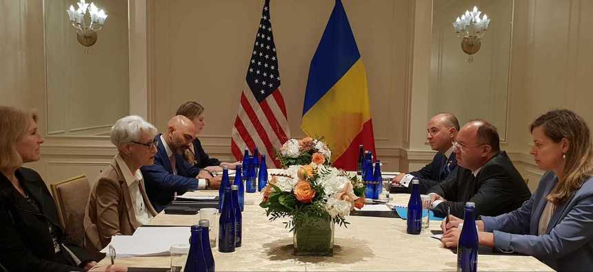 Bogdan Aurescu, la reuniunea miniştrilor de externe în Format Bucureşti 9 (B9), la New York: Prioritatea, continuarea măsurilor de sprijin pentru Ucraina şi a celor de presiune asupra Rusiei, inclusiv printr-un nou pachet de sancţiuni