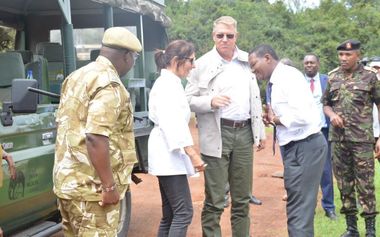 Ministrul Turismului din Kenya: L-am îndemnat pe preşedintele României să încurajeze mai mulţi români şi europeni, în general, să viziteze Kenya - FOTO