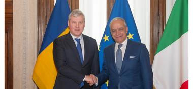 Predoiu, întrevedere cu omologul italian: Am convenit să ridicăm cooperarea poliţienească la un nivel superior/ Să intervenim pentru a slăbi crima organizată de la noi, clanurile de interlopi, înainte de a se conecta structurat la marile reţele