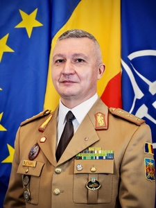 MApN - Şeful Statului Major al Apărării, generalul Gheorghiţă Vlad  a discutat cu omologul său francez, generalul Thierry Burkhard, situaţia regională de securitate