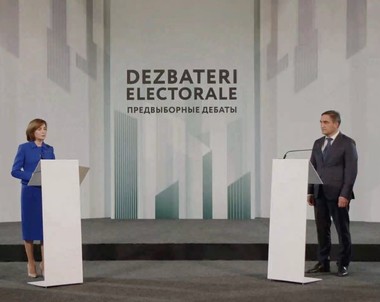 Relaţia cu România, în dezbaterea Maia Sandu - Stoianoglo - Stoianoglo: Practic cu România nu am realizat niciun proiect investiţional regional care ar putea apropia R. Moldova de UE/ Maia Sandu: Este o ofensă adusă românilor şi României - VIDEO
