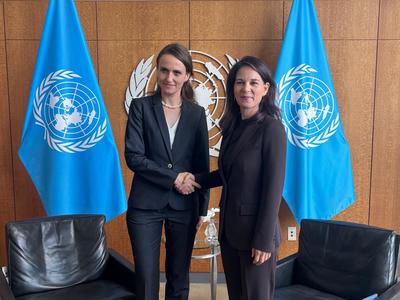 Oana Ţoiu, întâlnire cu preşedintele Adunării Generale a ONU: Menţinerea păcii şi securităţii internaţionale, promovarea drepturilor omului, dezvoltarea durabilă, cooperarea în domeniul digital, reforma ONU, domenii majore de interes pentru România
