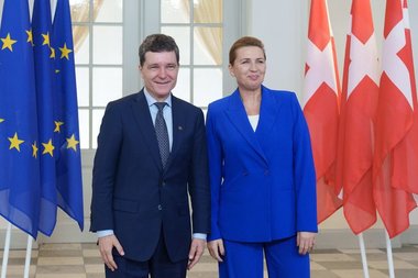 Preşedintele Nicuşor Dan a ajuns la Copenhaga, unde va participa la reuniunea informală a Consiliului European şi la Summitul Comunităţii Politice Europene: Discuţii despre întărirea apărării şi rezilienţei europene şi sprijinul pentru Ucraina