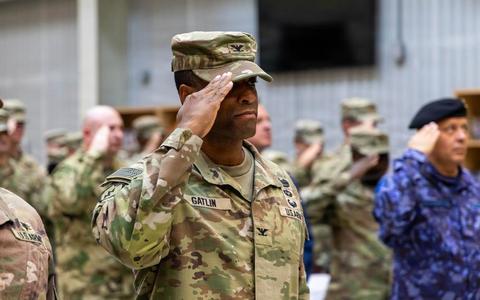 Kyiv Post - SUA vor reduce efectivele militare din Bulgaria, Ungaria şi Slovacia începând de luna viitoare, după măsura similară aplicată în România / Stars and Stripes: Vor fi retraşi aproximativ 3.000 de militari din Europa