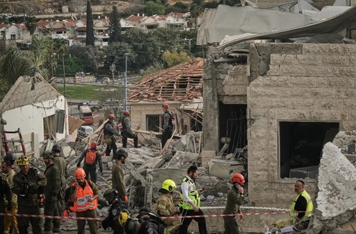 Ambasadorul Israelului în România: Trebuie să eliminăm ameninţarea asupra noastră pe termen lung / Era cel mai potrivit moment să acţionăm împotriva regimului iranian, nu a poporului iranian