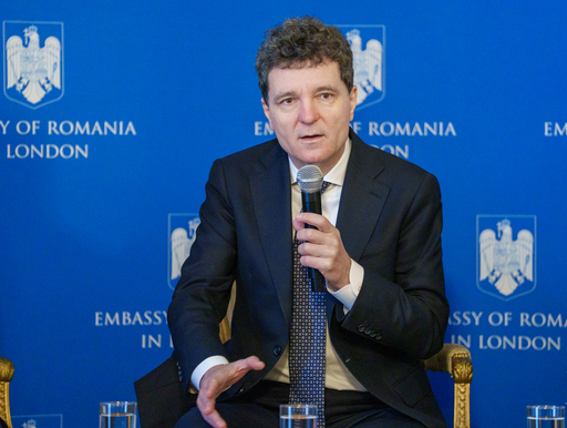 Nicuşor Dan: Incursiunea dronelor nu schimbă sprijinul nostru pentru Ucraina. Avem o relaţie extrem de bună cu Moldova şi Ucraina, le sprijinim aderarea la UE şi compatibilitatea cu NATO / Vrem să avem mai mulţi soldaţi şi investitori americani în România