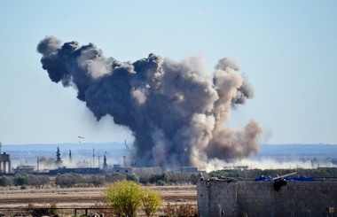 Opoziţia siriană cere Rusiei să oprească imediat bombardamentele din Siria