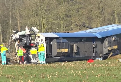 Un tren a deraiat în Olanda: un mort şi 10 răniţi. VIDEO