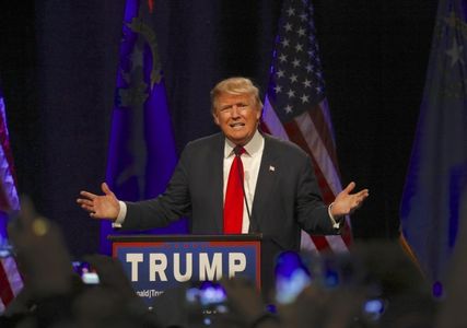 Bătăi la un miting electoral al lui Donald Trump